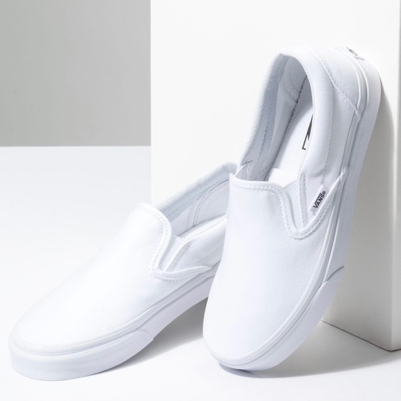 white slip on vans womens size 9